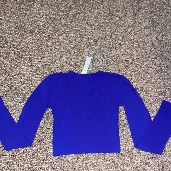 Womens Fabletics Workout Shirt - Picture 3 of 4